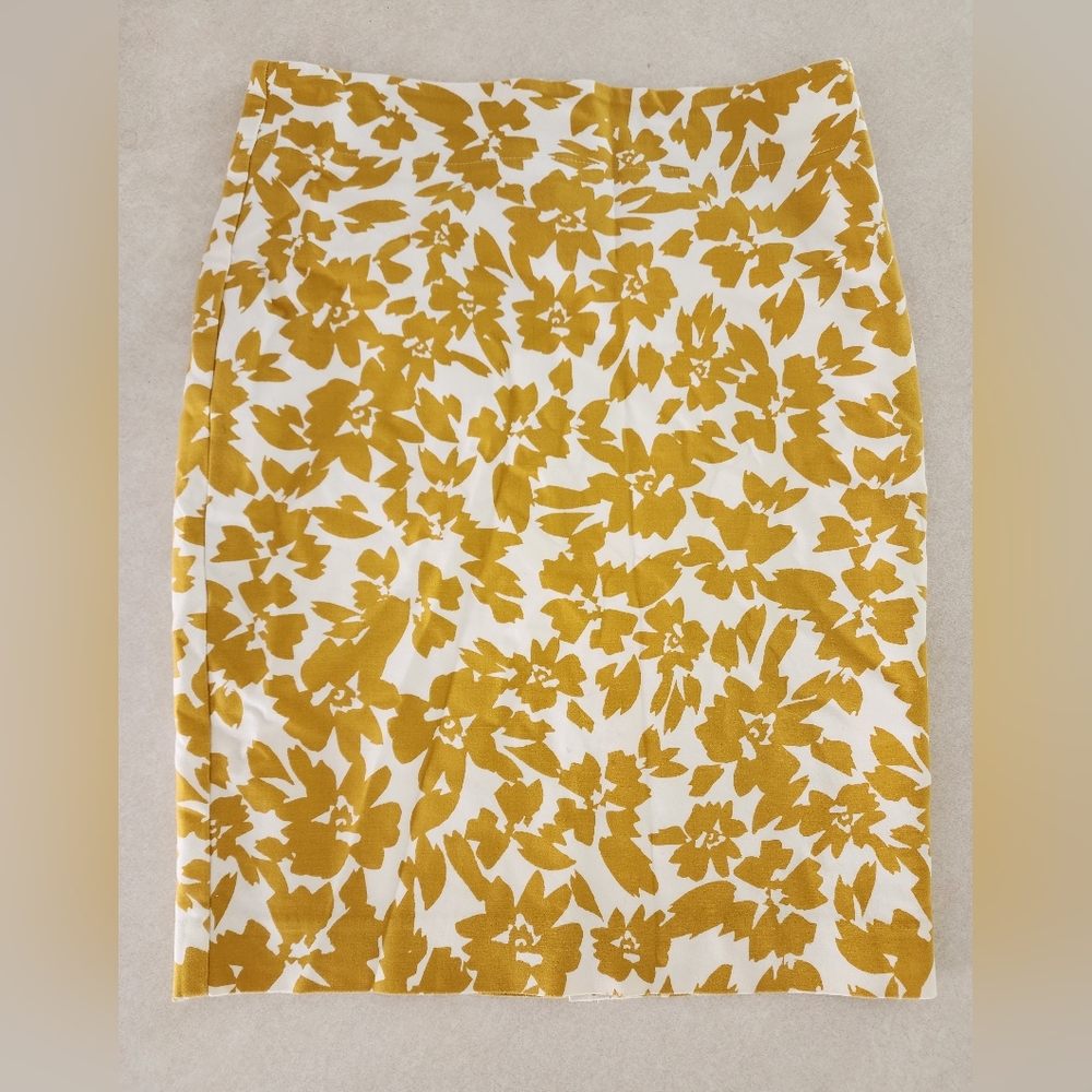 LOFT Mustard and White Floral Pencil Skirt, Size 4